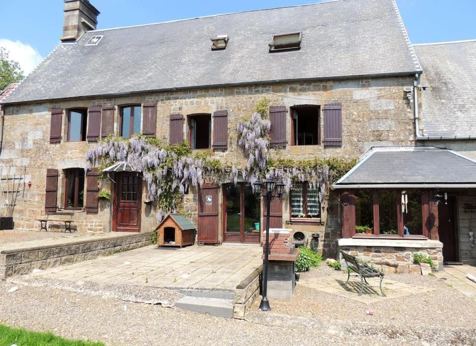 Bienvenue A La Seliniere ! Villa Champ-du-Boult Exteriör bild